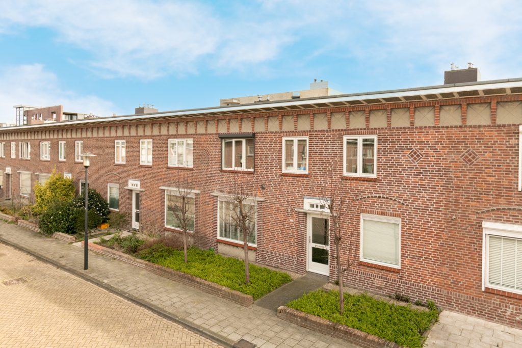 Woning te koop: President Steynstraat 7 Waalwijk - Allround Makelaardij